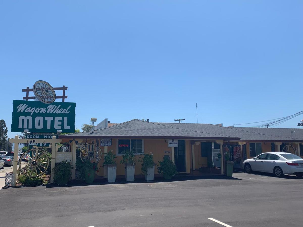 Wagon Wheel Motel Salinas Kültér fotó